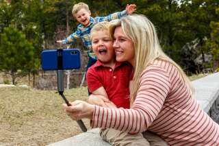 Cette étude a compté les parents qui partagent des photos de leurs enfants sur Internet