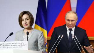 La Russie a démenti mardi tout « plan de déstabilisation de la Moldavie », la présidente moldave Maïa Sandu (à droite) ayant accusé la veille Moscou de préparer de « violentes attaques » dans son pays, un voisin pro-occidental de l’Ukraine.