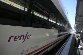 La commande de trains trop grands pour les tunnels entraîne une série de démissions en Espagne