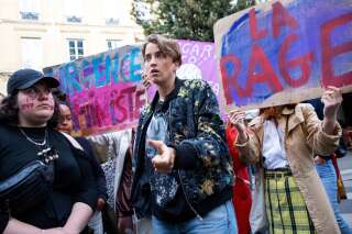  « Faire le portrait de la jeunesse en feu ! » : Adèle Haenel appelle à la grève générale