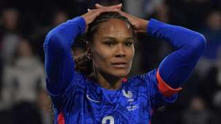 France defender Wendie Renard reacts after missing a goal during the Tournoi de France women's friendly football match between France and Uruguay, at the Raymond-Kopa Stadium in Angers, western France, on February 18, 2023. (Photo by JEAN-FRANCOIS MONIER / AFP)