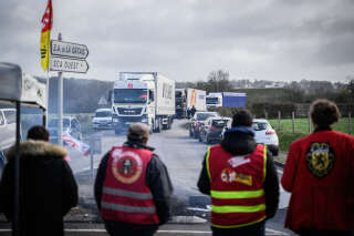 De Gare de Lyon à Marseille, les blocages se multiplient pour la 10e journée de mobilisation