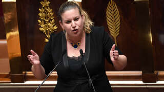 National Assembly parliamentary group President of  La France Insoumise (LFI) and  left-wing coalition NUPES (New People's Ecologic and Social Union) Mathilde Panot delivers a speech prior to the vote of two motions of no confidence at the French National Assembly, on March 20, 2023. - French Prime Minister Elisabeth Borne faces two motions of no confidence at the National Assembly, after forcing through an unpopular pension reform last week without a vote, using the article 49.3 of the constitution. (Photo by Bertrand GUAY / AFP)
