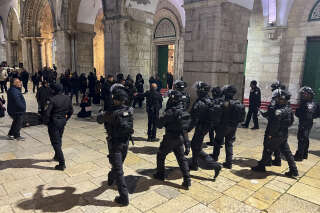 Intervention de la police israélienne, arrestations : que se passe-t-il sur l’esplanade des Mosquées à Jérusalem ?