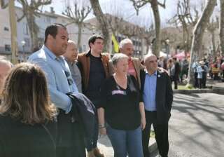 La nouvelle députée PS de l’Ariège, Martine Froger, aux côtés de ses soutiens de la région Occitanie le jeudi 6 avril, en marge des manifestations contre la réforme des retraites.