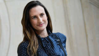 French actress Camille Cottin poses during the Christian Dior photocall as part of the Haute-Couture Spring-Summer 2023 Fashion Week in Paris on January 23, 2023. (Photo by JULIEN DE ROSA / AFP)