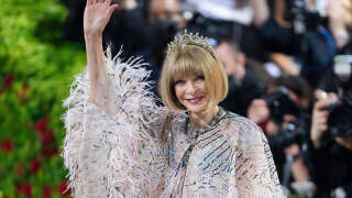 NEW YORK, NEW YORK - MAY 02: Anna Wintour arrives to The 2022 Met Gala Celebrating 