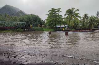 À Tahiti, la ville qui accueillera le surf aux JO 2024 en état de catastrophe naturelle