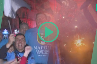 Les images de la liesse incroyable à Naples pour fêter le titre de champion d’Italie de foot