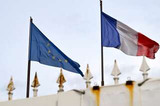 Le drapeau européen obligatoire en mairie ? Le débat va diviser l’Assemblée et même la majorité