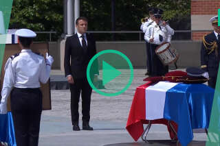 Revivez l’hommage d’Emmanuel Macron aux trois policiers tués