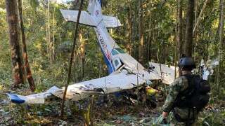 Pourquoi la Colombie est persuadée que les enfants disparus après un crash d’avion sont vivants