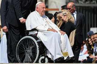 Le pape François va être opéré en urgence ce mercredi