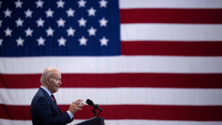 Le président américain Joe Biden s’adresse aux militaires et à leurs familles à Fort Liberty, en Caroline du Nord, le 9 juin 2023.