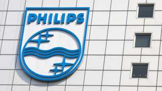 (FILES) A file photo taken on April 16, 2007 shows the logo of the Dutch medical and consumer electronics giant Philips at its headquarters in Amsterdam. Dutch electronics giant Philips on March 31, 2015, said it was selling a majority stake in its LED and car lighting arm to a consortium led by China-based GO Scale Capital investment fund in a deal worth $2.8 bn.  AFP PHOTO / LEX VAN LIESHOUT     =NETHERLANDS OUT= (Photo by LEX VAN LIESHOUT / ANP / AFP)