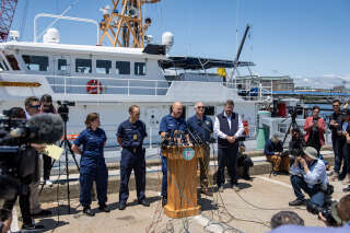 Malgré la faible réserve d’oxygène du sous-marin, les gardes-côtes américains veulent « garder espoir »
