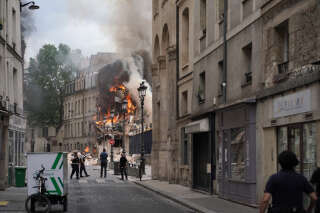 À Paris, une forte explosion provoque un incendie près du Val-de-Grâce