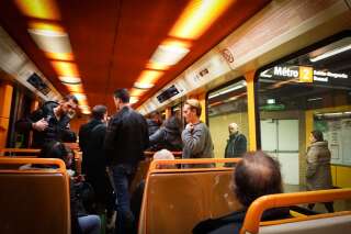 À Marseille, métros et bus envahis par les cafards et les punaises, le trafic perturbé