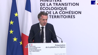 Le ministre de l’Environnement, Christophe Béchu, a présenté ce mardi 11 juillet une nouvelle plateforme numérique « Vigie eau ».
