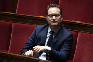 (FILES) La Republique en Marche (LREM) party's MP Sylvain Maillard attends a session of questions to the Government at the French National Assembly in Paris on January 7, 2020. Vice-President of Renaissance's parliamentary group Sylvain Maillard announces his candidacy to lead Renaissance's parliamentary group after actual President Aurore Berge has been appointed Minister for Solidarity, Autonomy and Persons with Disabilities on July 20, 2023. (Photo by STEPHANE DE SAKUTIN / AFP)