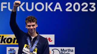 Et de trois ! Léon Marchand s’est offert une troisième médaille d’or aux mondiaux de natation de Fukuoka, sur l’une de ses spécialités : le 200m 4 nages.