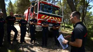 Les pompiers seront particulièrement vigilants ce vendredi 4 août dans les Bouches-du-Rhône. Photo d’illustration prise à Gardanne le 25 juillet 2023.