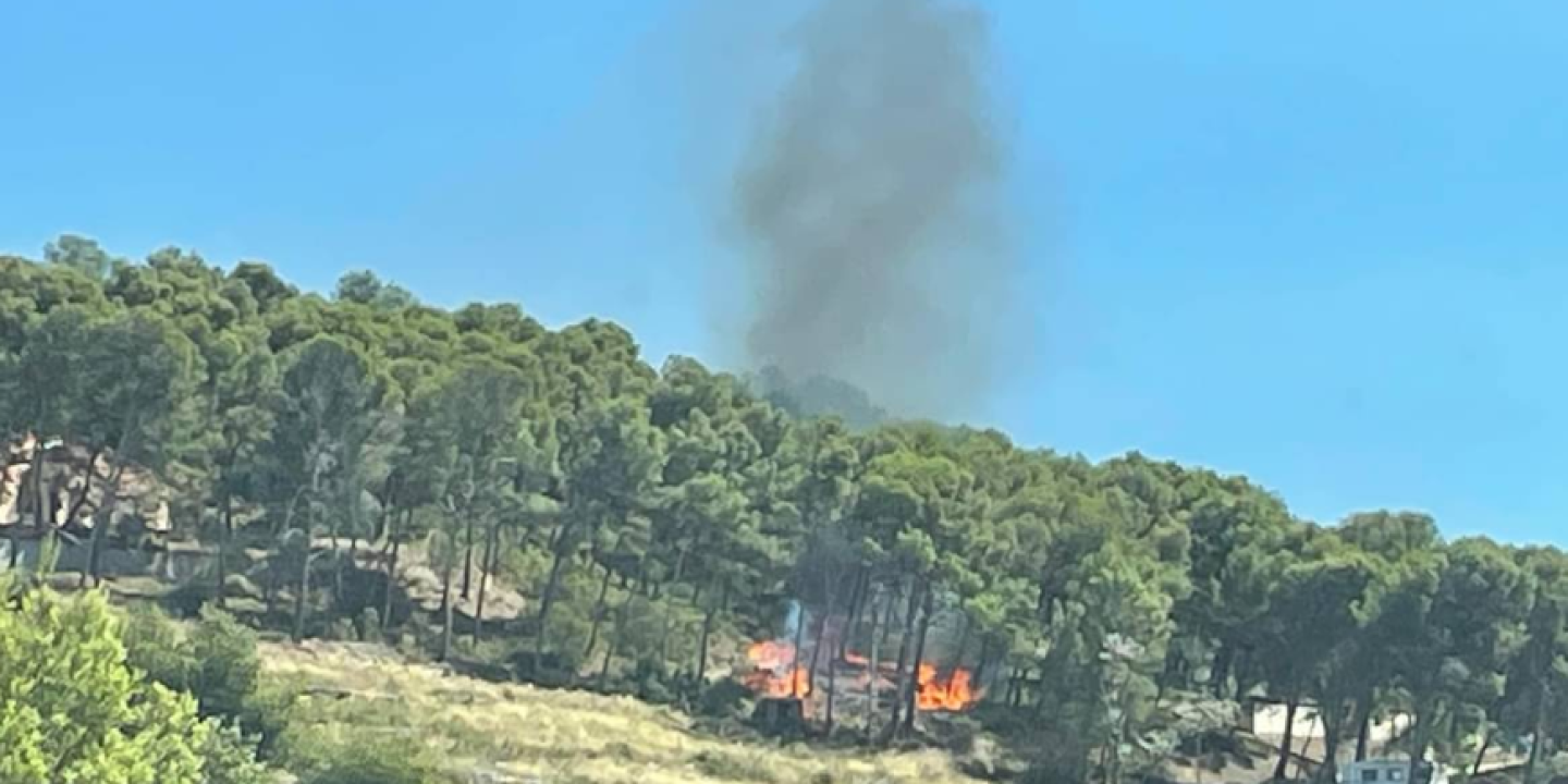 Un incendie s’est déclaré à Rognac, dans les Bouches-du-Rhône, un département placé en risque  rouge  incendie