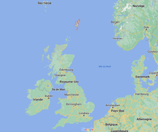 Les îles Shetland sont en pointillés rouge