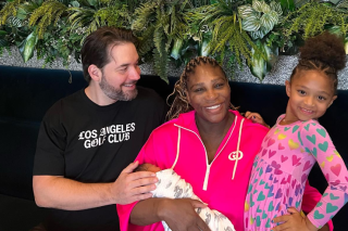 « Bienvenue, Adira River Ohanian » : Serena Williams et son mari partagent des photos touchantes de leur bébé 