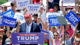 PICKENS, SOUTH CAROLINA - JULY 1: Former U.S. President Donald Trump speaks to a crowd during a campaign event on July 1, 2023 in Pickens, South Carolina. The former president faces a growing list of primary challengers in the Republican Party.   Sean Rayford/Getty Images/AFP (Photo by Sean Rayford / GETTY IMAGES NORTH AMERICA / Getty Images via AFP)