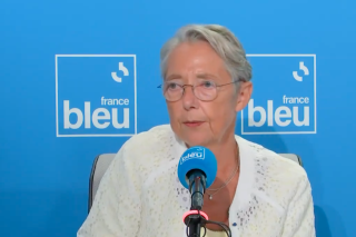 « Il n’est pas question d’augmenter les impôts de ménages », promet Élisabeth Borne au micro de France Bleu