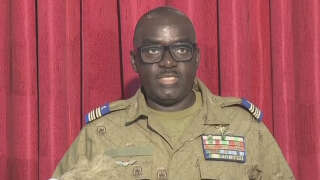 Le colonel major membre de la junte putchiste Amadou Abdramane a accusé samedi la France de « déployer ses forces » dans plusieurs pays ouest-africains en vue d’une « agression » contre le Niger.