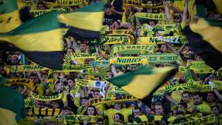 Le FC Nantes prévoit de porter plainte dès lundi après l’agression de supporters de l’OM dans l’enceinte du stade de la Beaujoire.