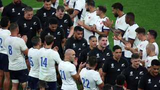 Que ce soit durant le match entre le Xv de France et les All Blacks ou pour Italie-Namibie, de nombreux supporters ont vivement critiqué ces versions des hymnes jugées inaudibles.