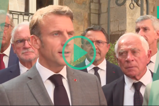 Emmanuel Macron explique pourquoi « il a sa place » à la messe du Pape à Marseille