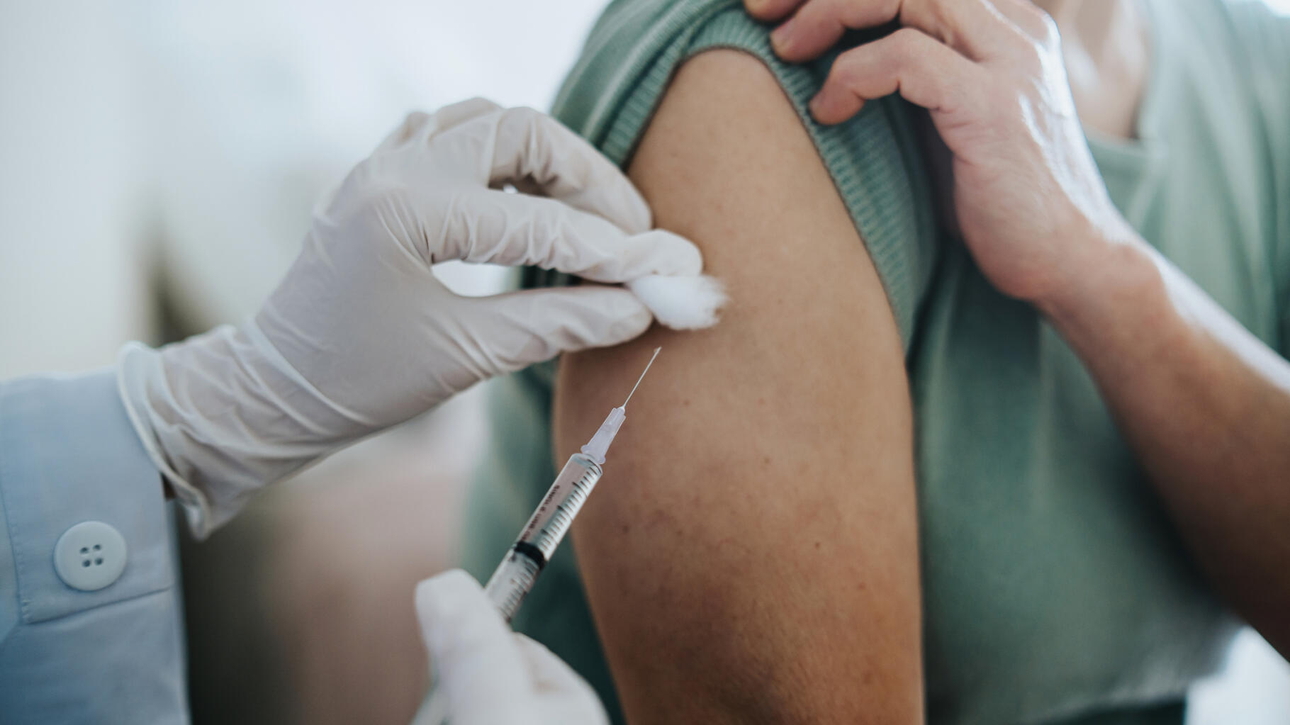   Après un vaccin, le malaise vagal est « courant » mais n’a « rien à voir avec le produit vaccinal »  