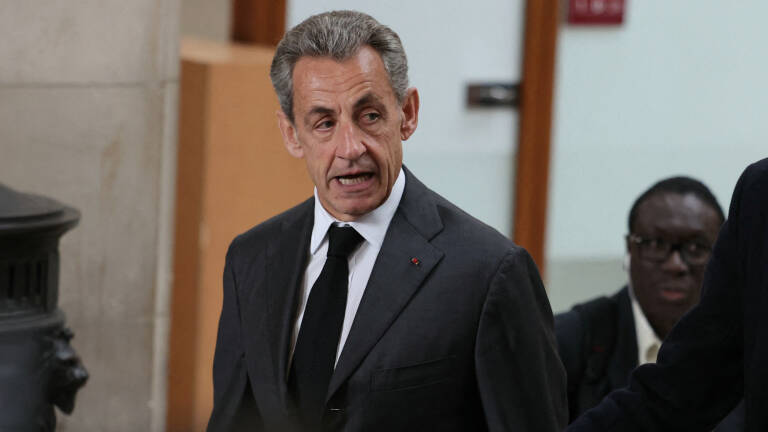 Nicolas Sarkozy photogaphié le 8 novembre à son arrivée au palais de justice de Paris.