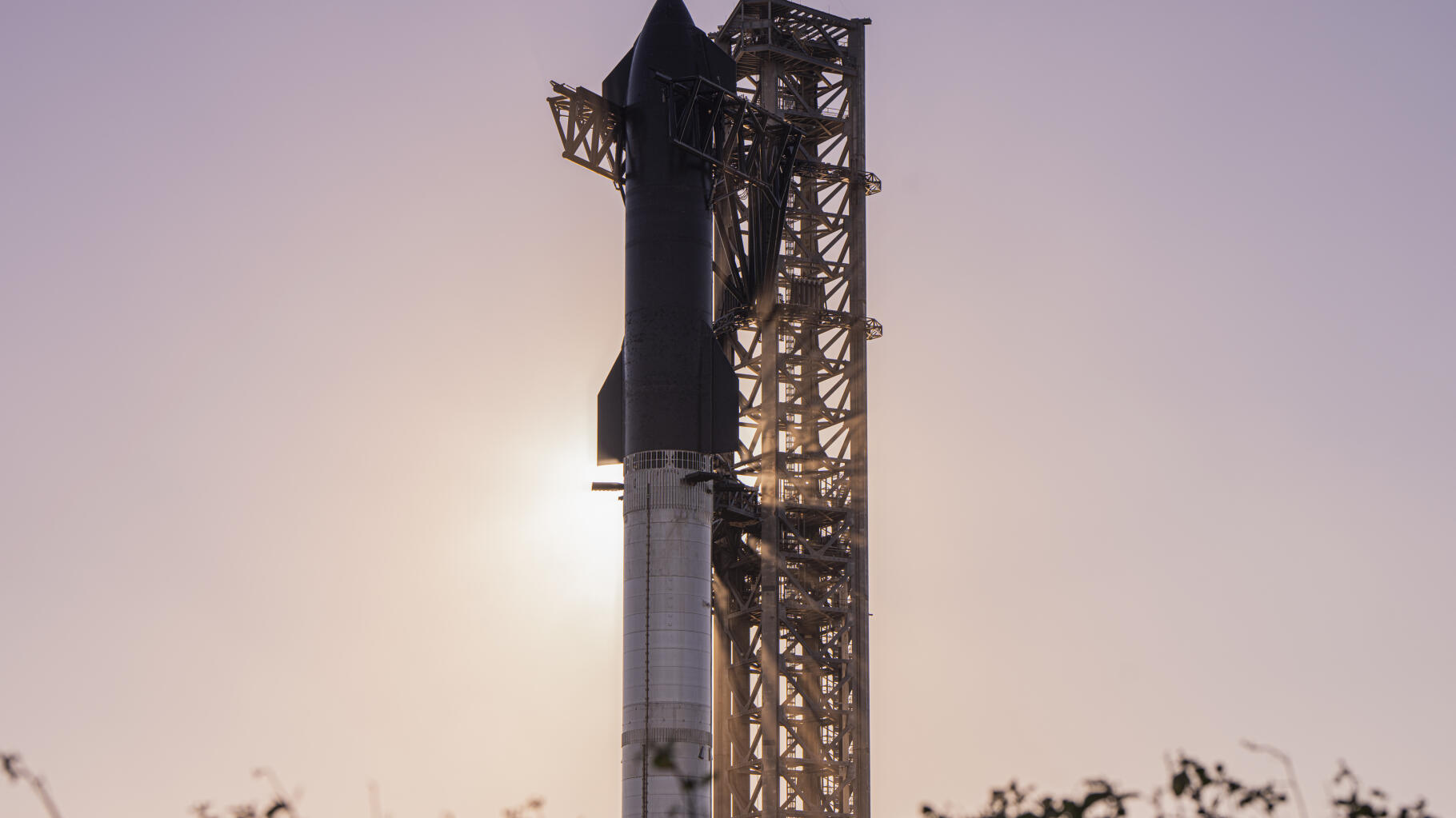 Elon Musk i SpaceX musieli wprowadzić kilka zmian, aby rakieta ponownie wystartowała