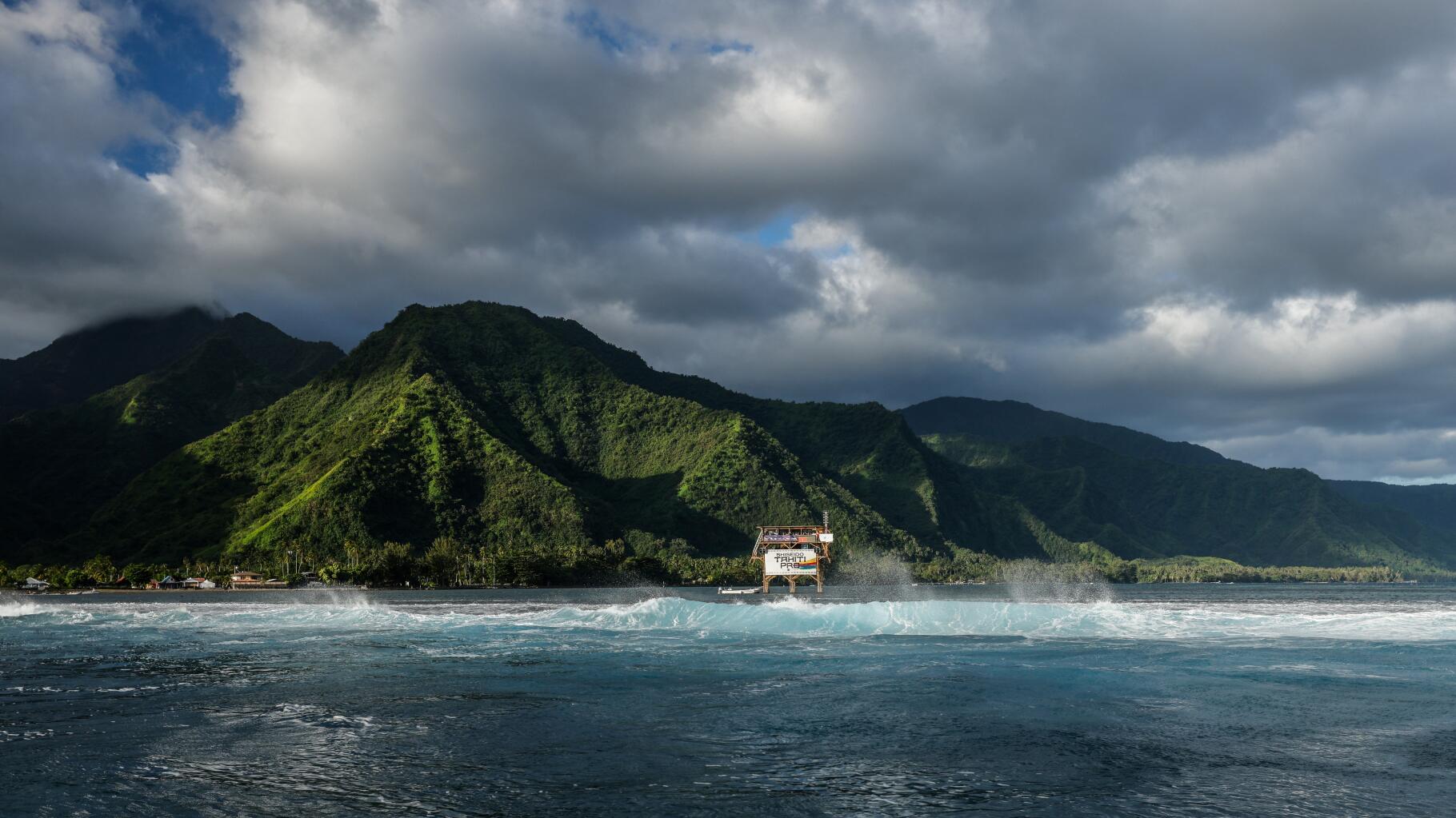 Face au casse-tête de Tahiti, les candidats se multiplient pour accueillir le surf aux JO 2024