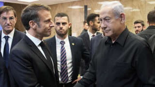 Lors d’un appel avec Benjamin Netanyahu mercredi 27 décembre, Emmanuel Macron lui a de nouveau réclamé un « cessez-le-feu durable » à Gaza.