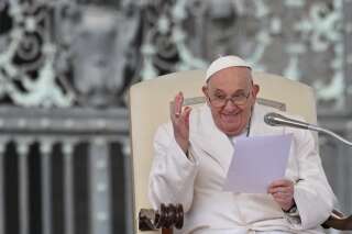 Le pape François se confie sur ses histoires de cœur et un « petit dérapage »