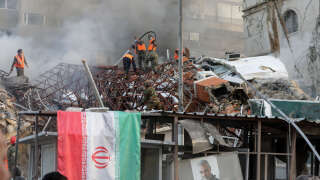 L'ambassade d'Iran à Damas, en Syrie, en feu après une attaque attribuée à Israël le 1er avril 2024.