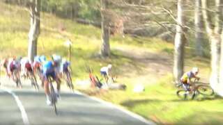 Une terrible chute collective s'est produite lors de la 4ème étape du Tour du Pays Basque, le 4 avril 2024.
