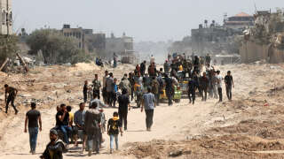 Gaza : offensive israélienne à Rafah, pressions sur le Hamas, point sur la situation au Moyen-Orient (Photo de Palestiniens quittant Rafah pour retourner à Khan Younes le 7 avril 2024 après le départ des troupes israéliennes) 