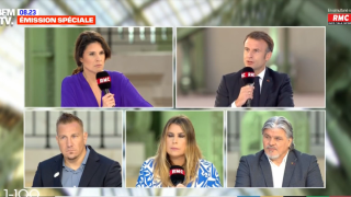 Emmanuel Macron évoque une cérémonie d'ouverture des JO de Paris au Trocadéro ou au Stade de France en cas de menace terroriste trop élevée.