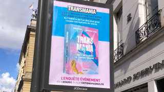 Dans les rues de Paris, une campagne pour un livre ouvertement transphobe provoque la colère et l'incompréhension de la mairie.