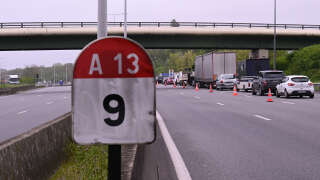 Autoroute A13 : la réouverture de la portion fermée reportée sine die après la découverte de nouvelles fissures (Photo prise sur l'A13) 