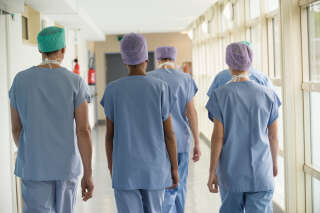Les infirmiers pourront désormais signer des certificats de décès