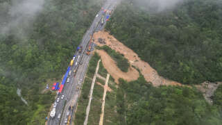 Image de l'autoroute du Guangdong, en Chine, qui s'est effondrée le 1er mai et a tué 48 personnes.