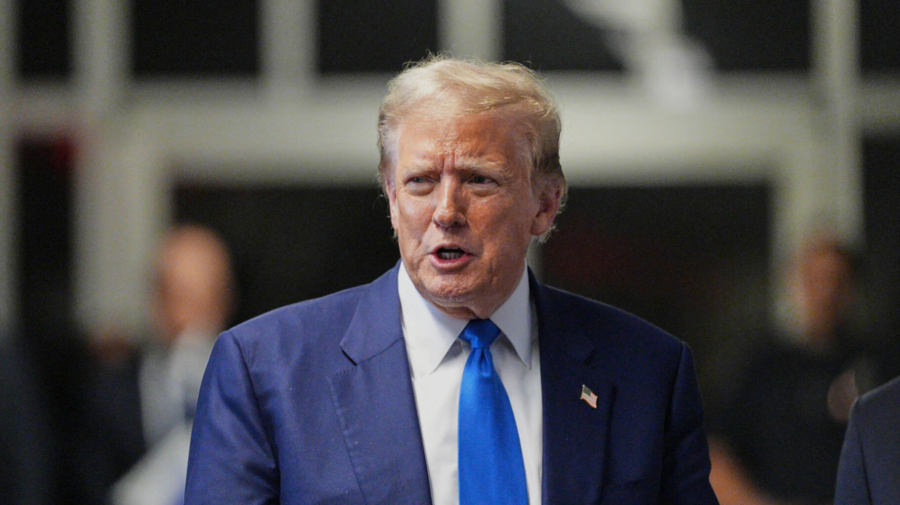 In the US, Donald Trump compares the Biden administration to the “Gestapo” and the White House reacts